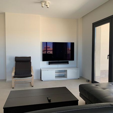 우엘바 Penthouse With Wide Terrace Next To The Ocean 아파트 외부 사진