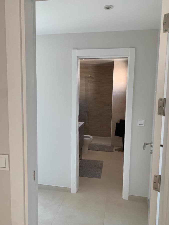 우엘바 Penthouse With Wide Terrace Next To The Ocean 아파트 외부 사진