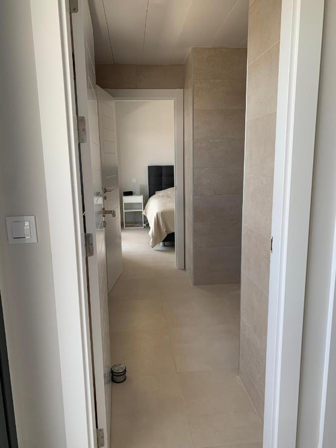 우엘바 Penthouse With Wide Terrace Next To The Ocean 아파트 외부 사진